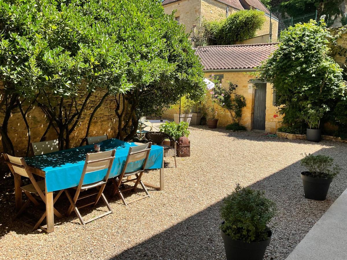 Отель Sarlat Cote Jardin Экстерьер фото