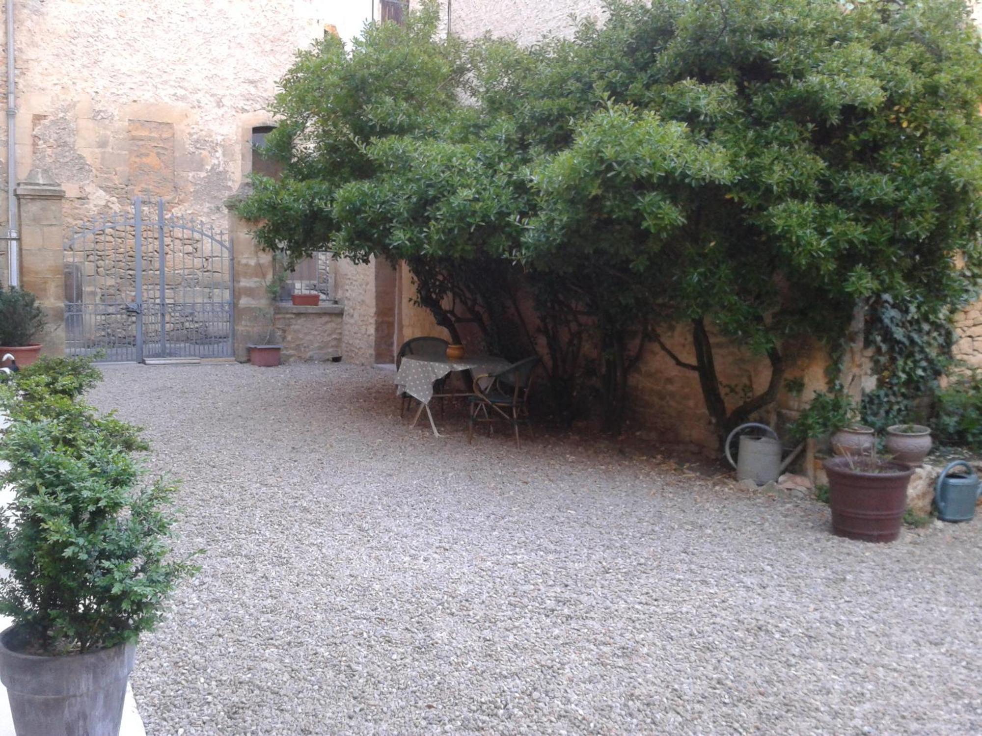 Отель Sarlat Cote Jardin Экстерьер фото