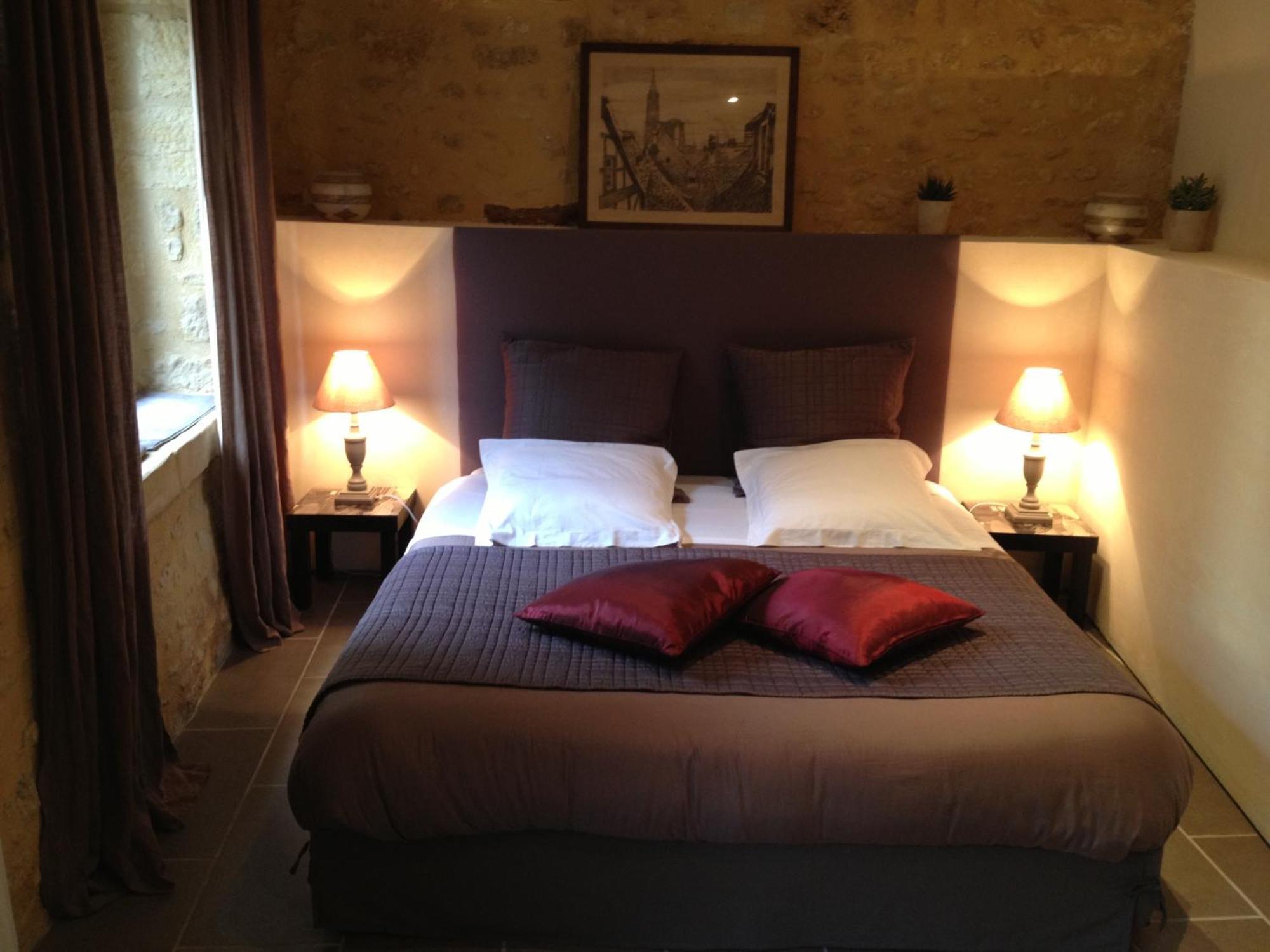 Отель Sarlat Cote Jardin Экстерьер фото